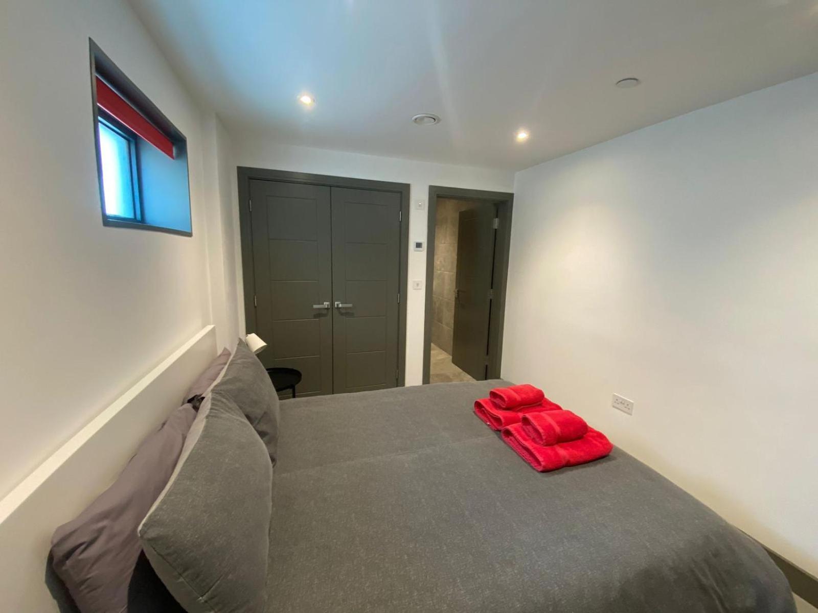 2 The View Apartments Ilfracombe - Seafront, Parking, Lift, Ev Exterior photo